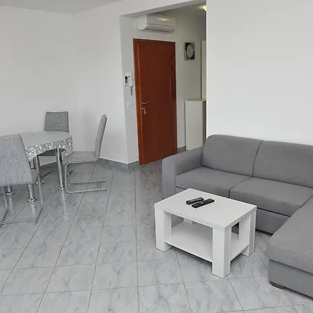 Apartments Martina Prizba Exterior photo