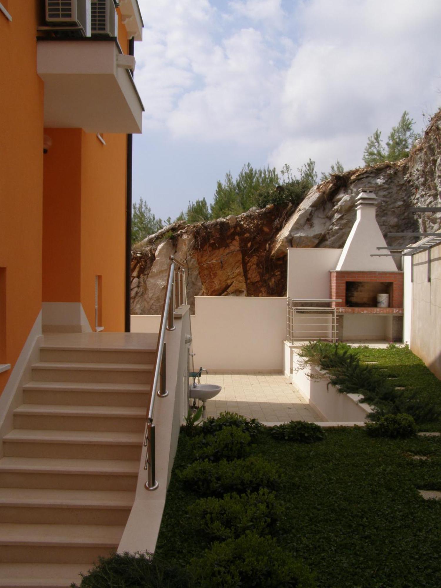 Apartment Martina Prizba