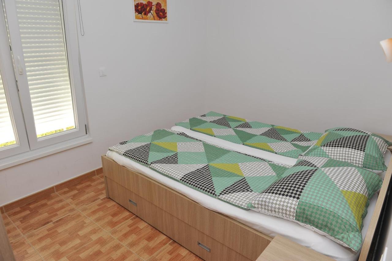 Apartment Martina Prizba